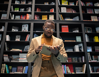 In addition to education and location, factors such as career path, industry, and employer type also influence career prospects potential salaries for English graduates.